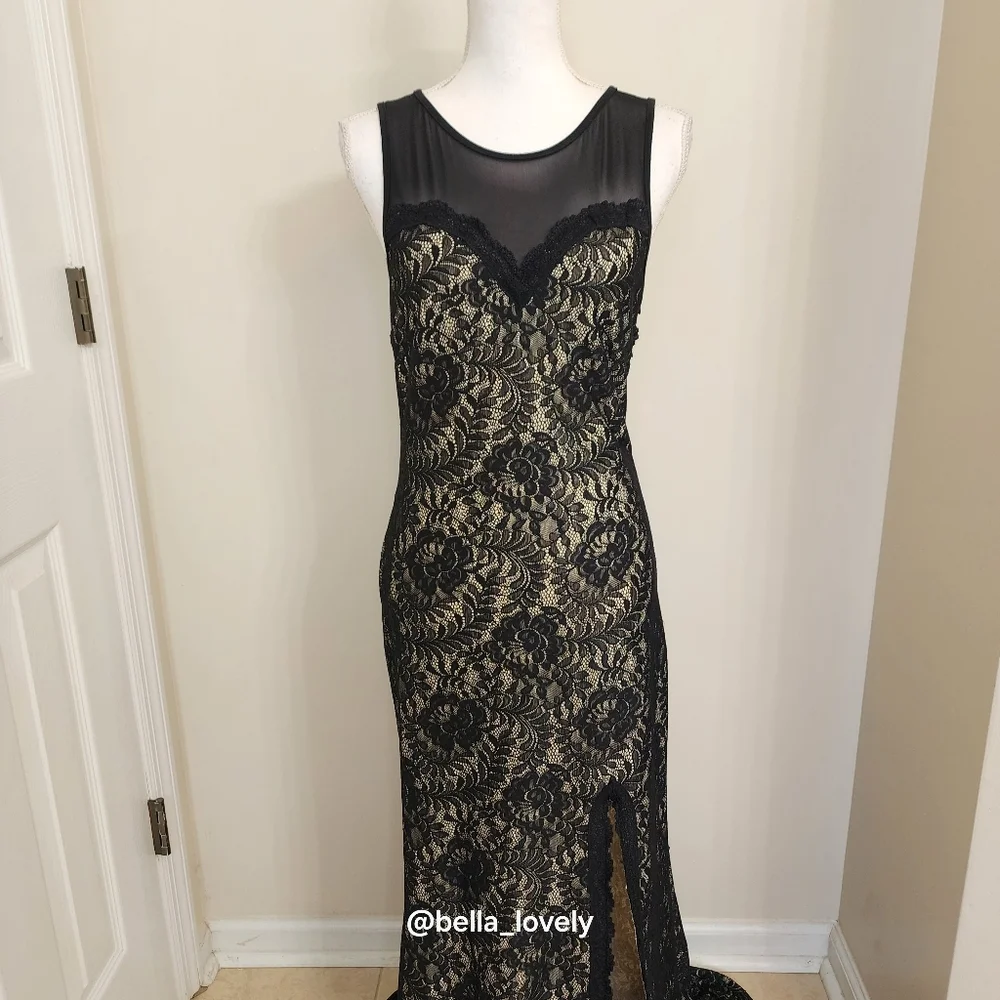 Formal Elegant Black Cream Lace Backless Sheer Back Dress - Picture 7 of 12